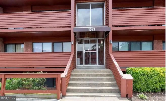 1521 GEORGE MASON DRIVE, Arlington, VA 22204