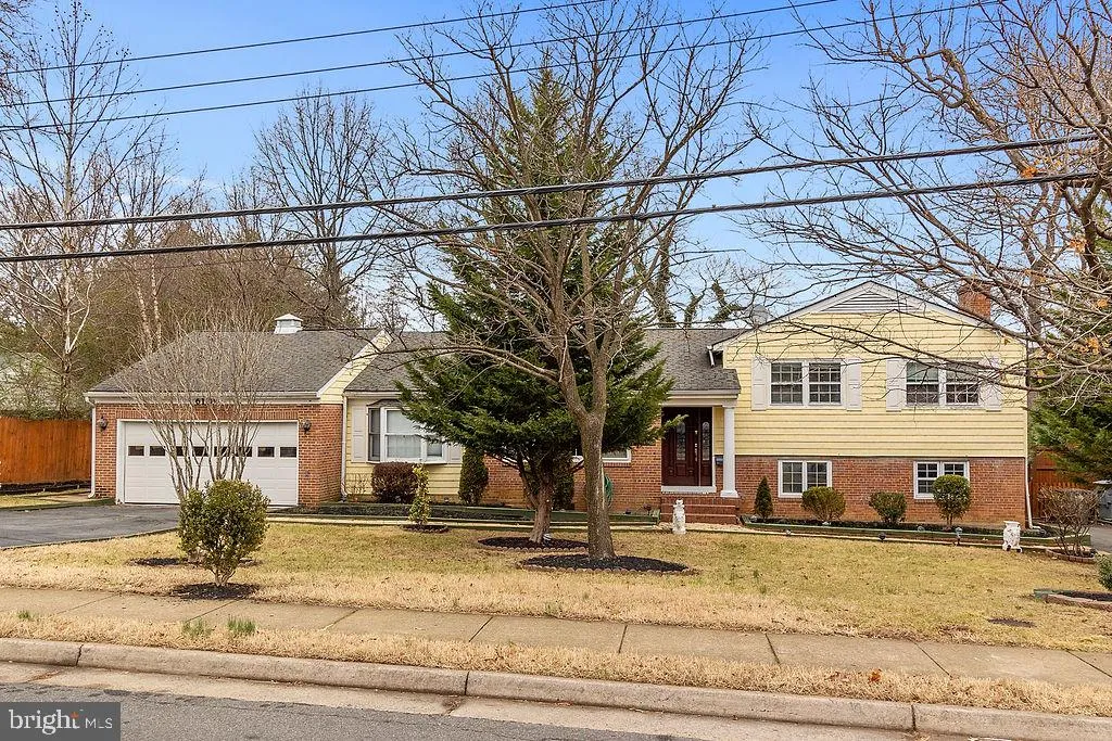 6138 BEACHWAY DRIVE, Falls Church, VA 22041