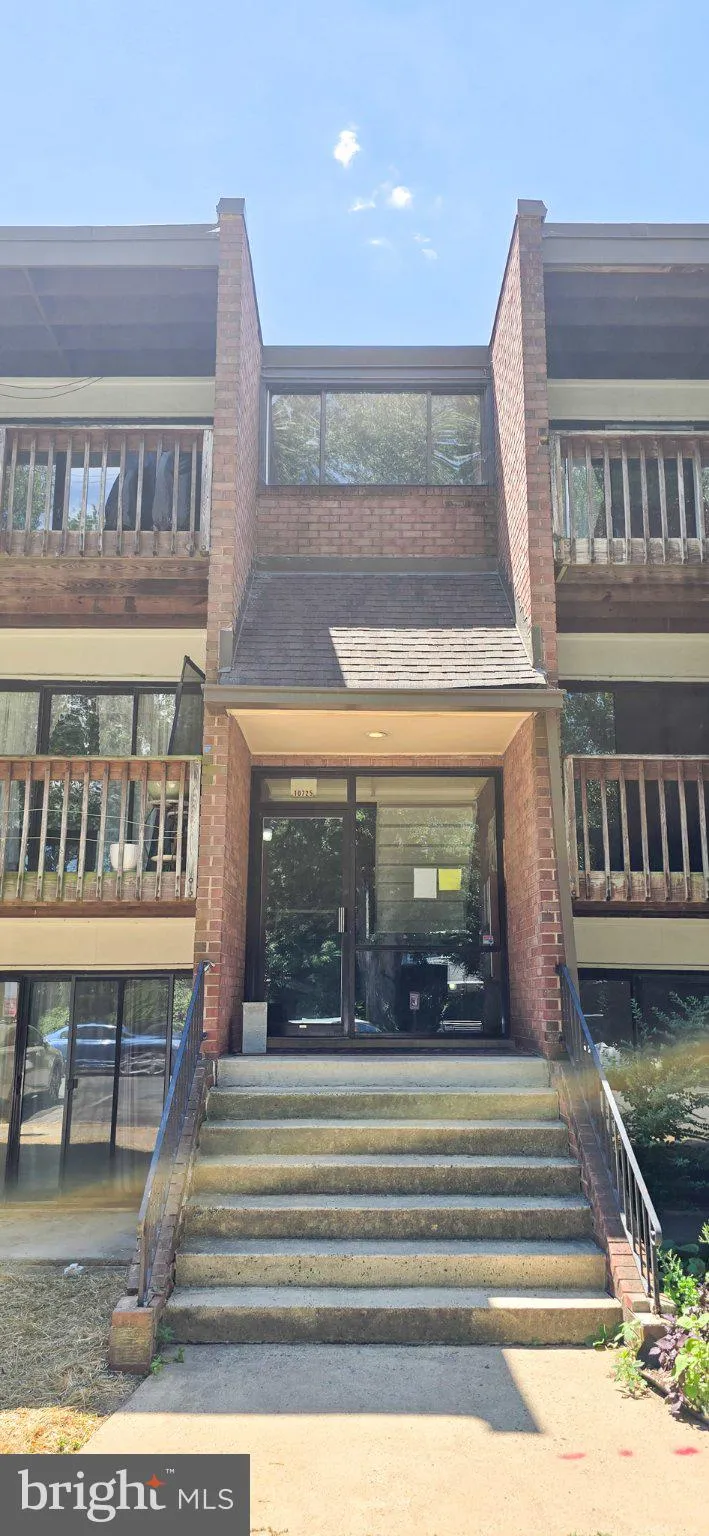 10725 WEST DRIVE, Fairfax, VA 22030