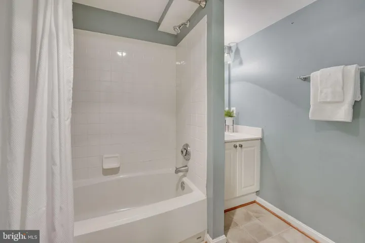 4888 Ebb Tide Ct, Dumfries, Virginia 22025