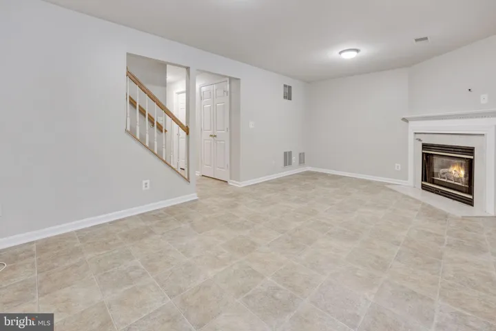 4888 Ebb Tide Ct, Dumfries, Virginia 22025