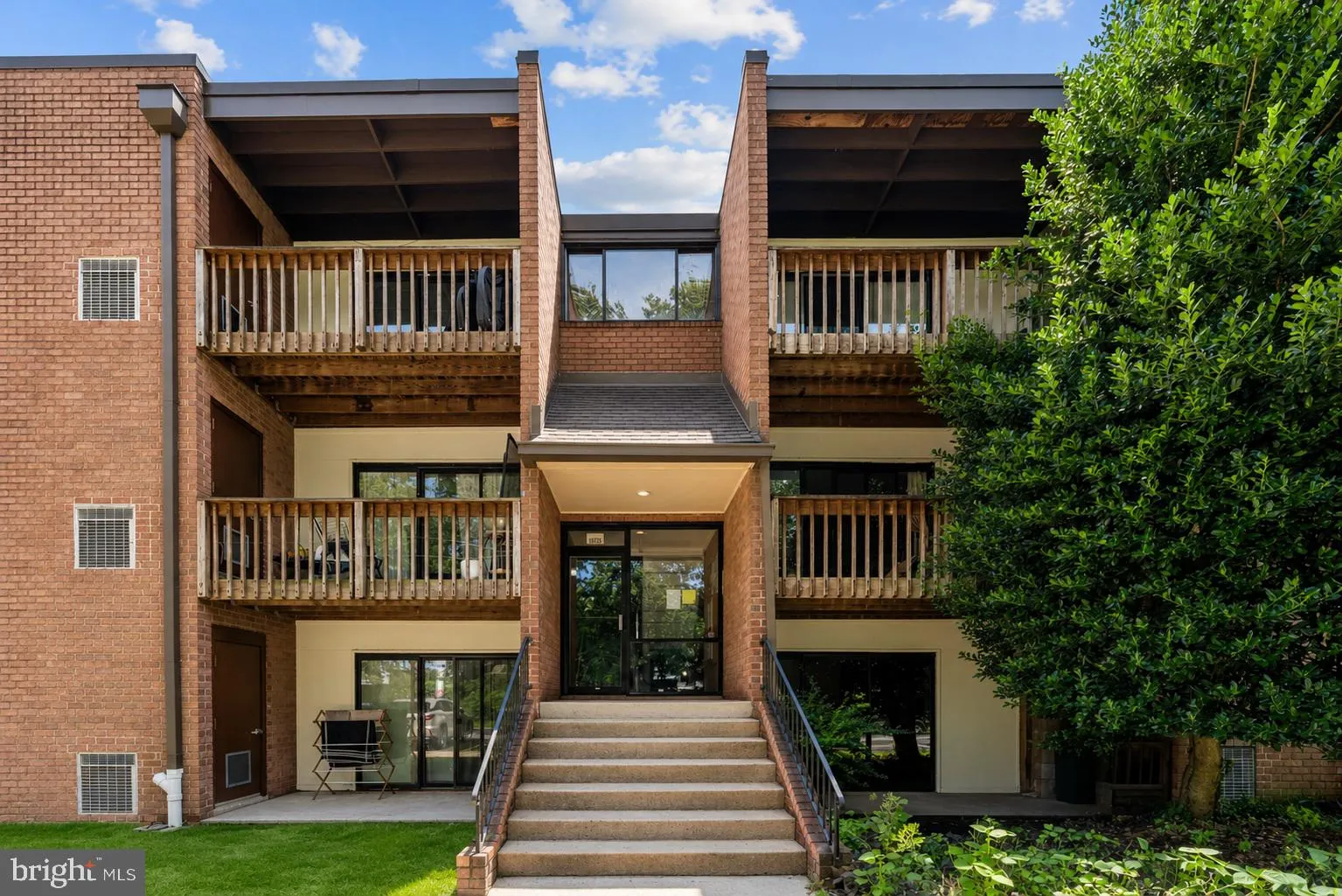 10725 WEST DRIVE, Fairfax, VA 22030