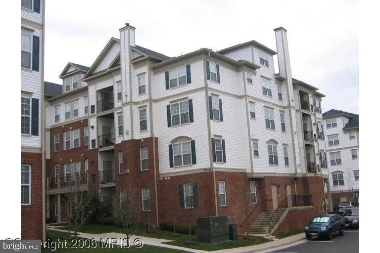 11508 SPERRIN CIRCLE, Fairfax, VA 22030