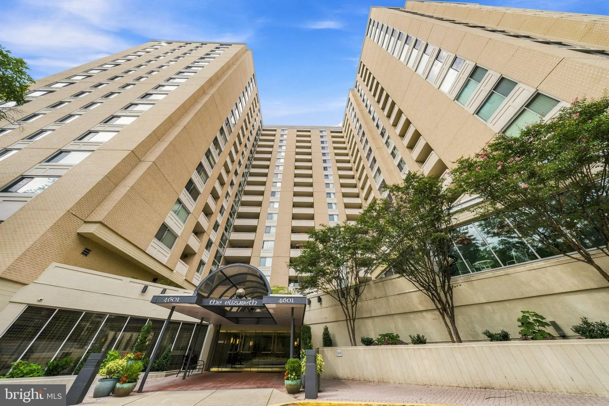 4601 PARK AVENUE, Chevy Chase, MD 20815