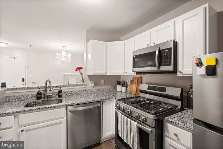 1025 Gardenview Loop, Woodbridge, VA 22191