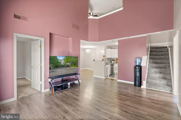 1025 Gardenview Loop, Woodbridge, VA 22191