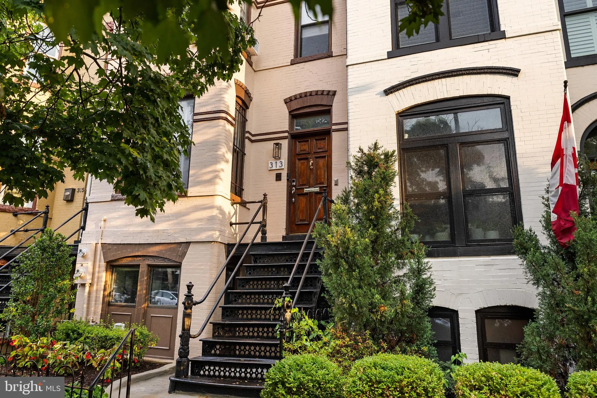 313 F STREET, Washington, DC 20002