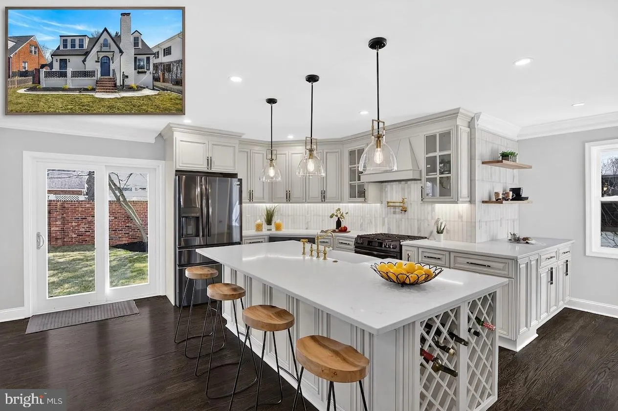 1607 GLEBE ROAD, Arlington, VA 22207