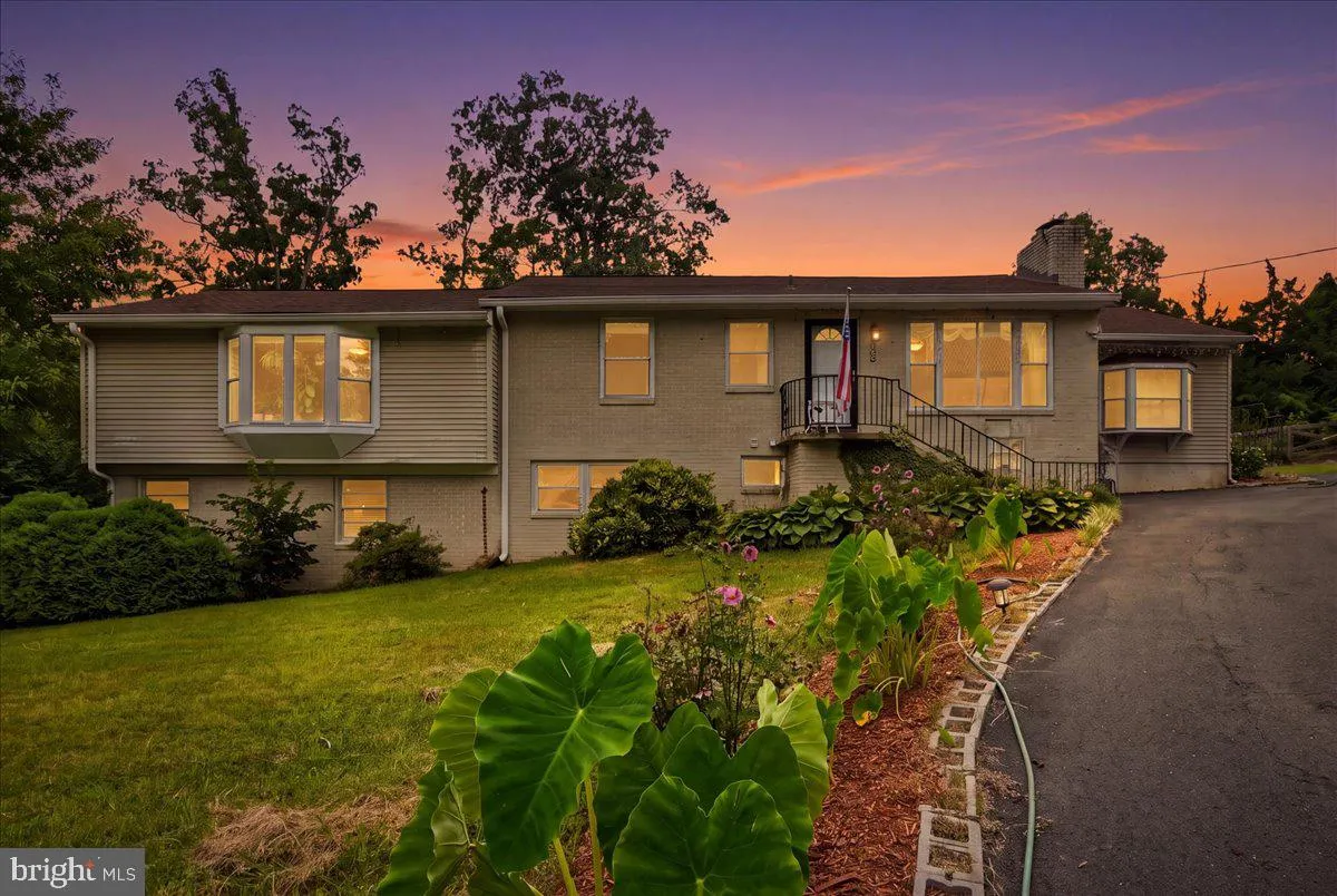 10805 CAROL STREET, Fairfax, VA 22030