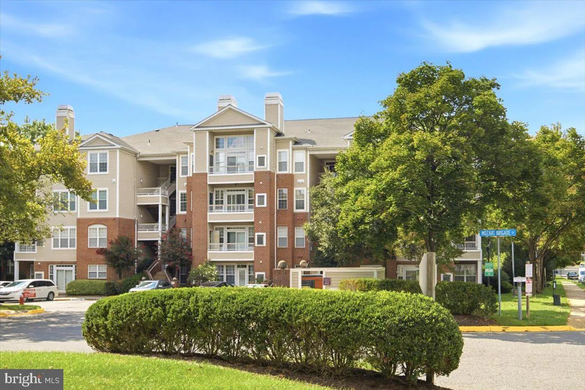 4200 MOZART BRIGADE LANE, Fairfax, VA 22033