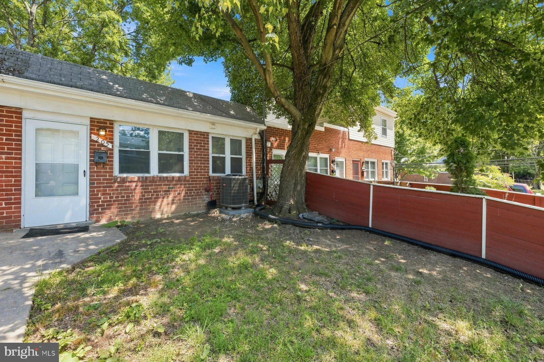 205 ADAMS STREET, Rockville, MD 20850