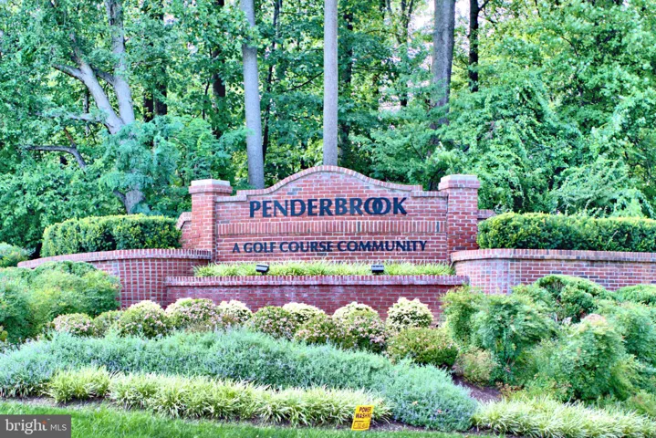 3805 Green Ridge Court, Fairfax, VA 22033