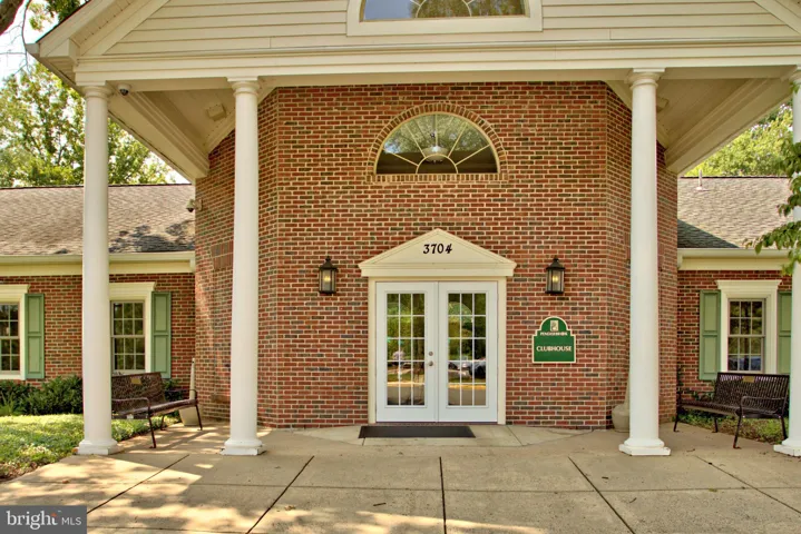 3805 Green Ridge Court, Fairfax, VA 22033