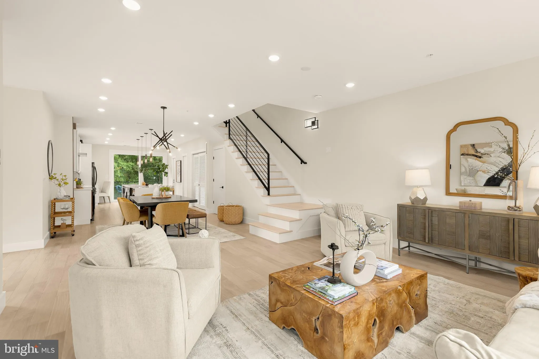 502 EDGEWOOD STREET, Washington, DC 20017