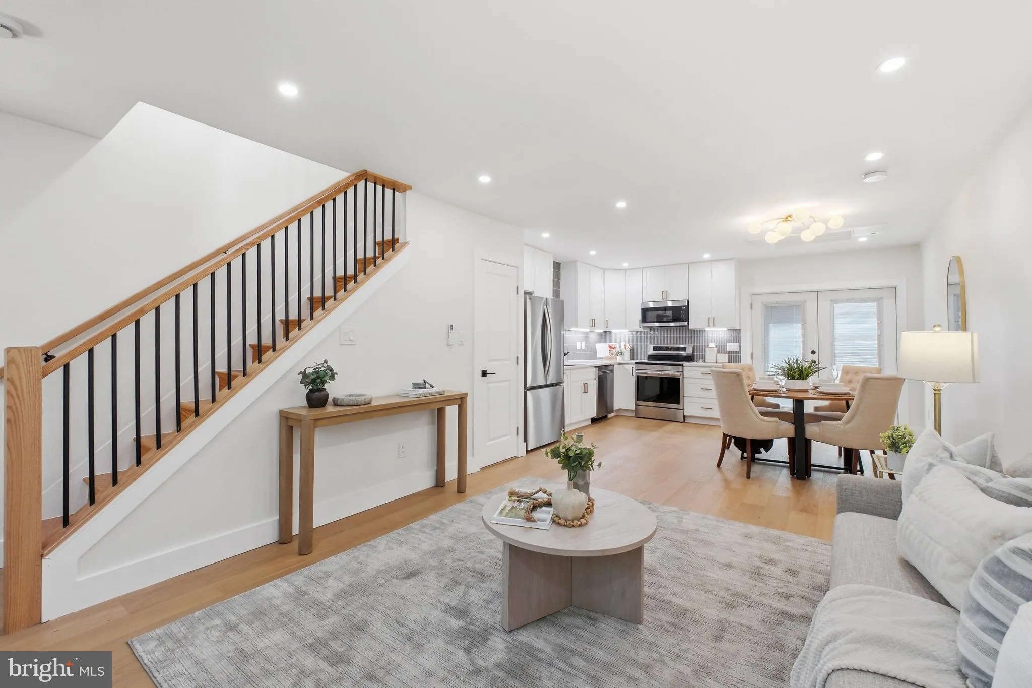 35 17TH STREET, Washington, DC 20003