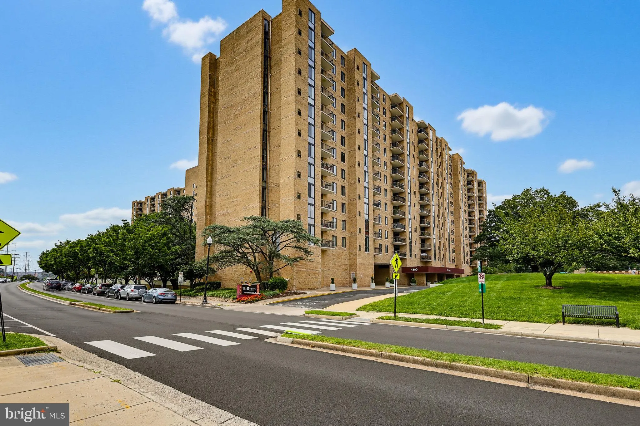 4500 FOUR MILE RUN DRIVE, Arlington, VA 22204
