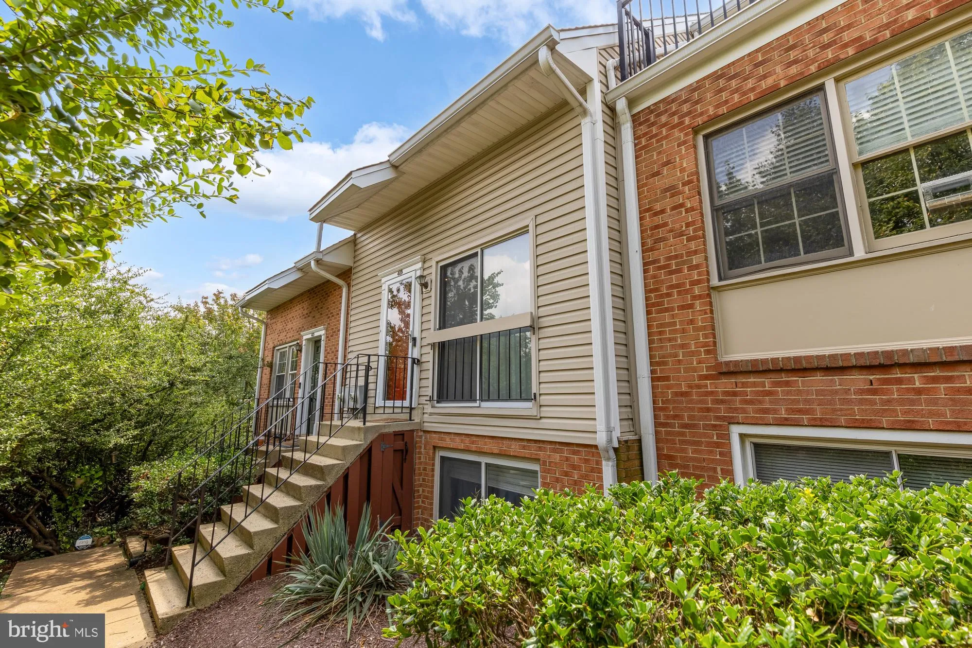 48 BEDFORD STREET, Arlington, VA 22201