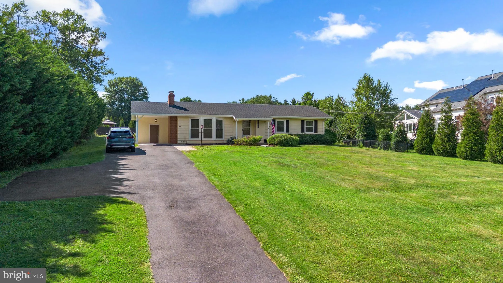 18008 MUNCASTER ROAD, Rockville, MD 20855