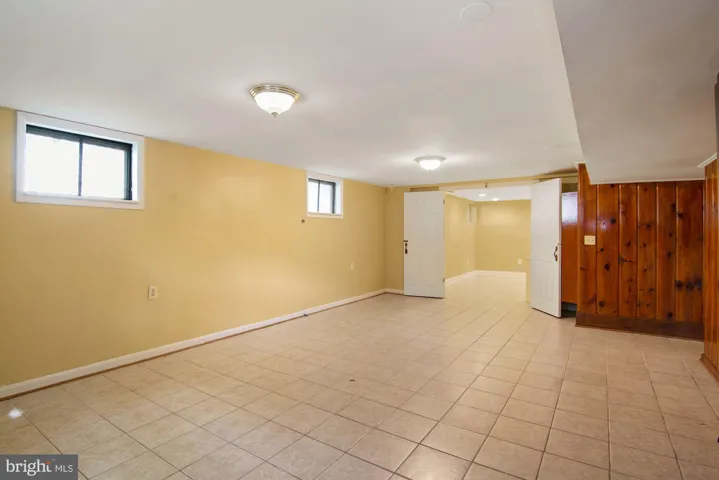 6807 Dean Drive, Mclean, VA 22101