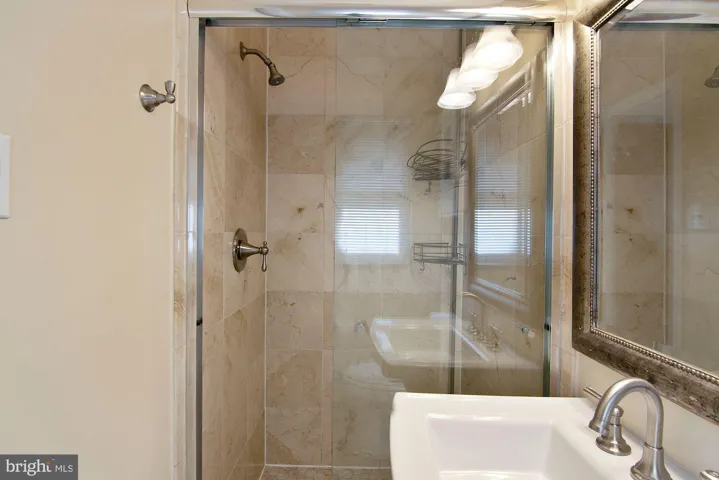 6807 Dean Drive, Mclean, VA 22101