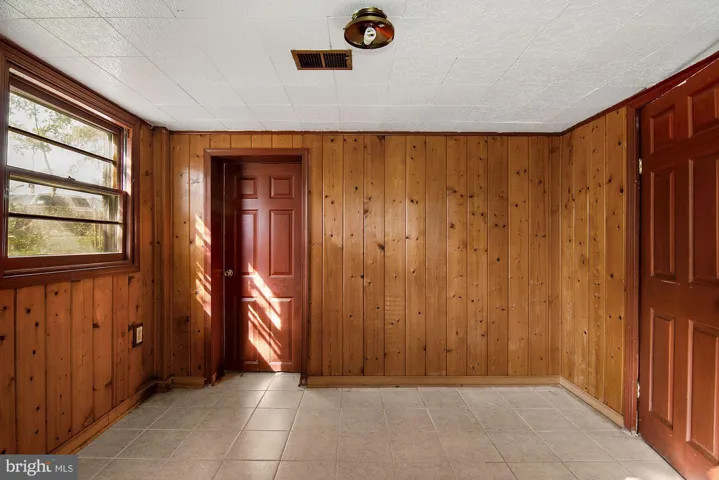 6807 Dean Drive, Mclean, VA 22101