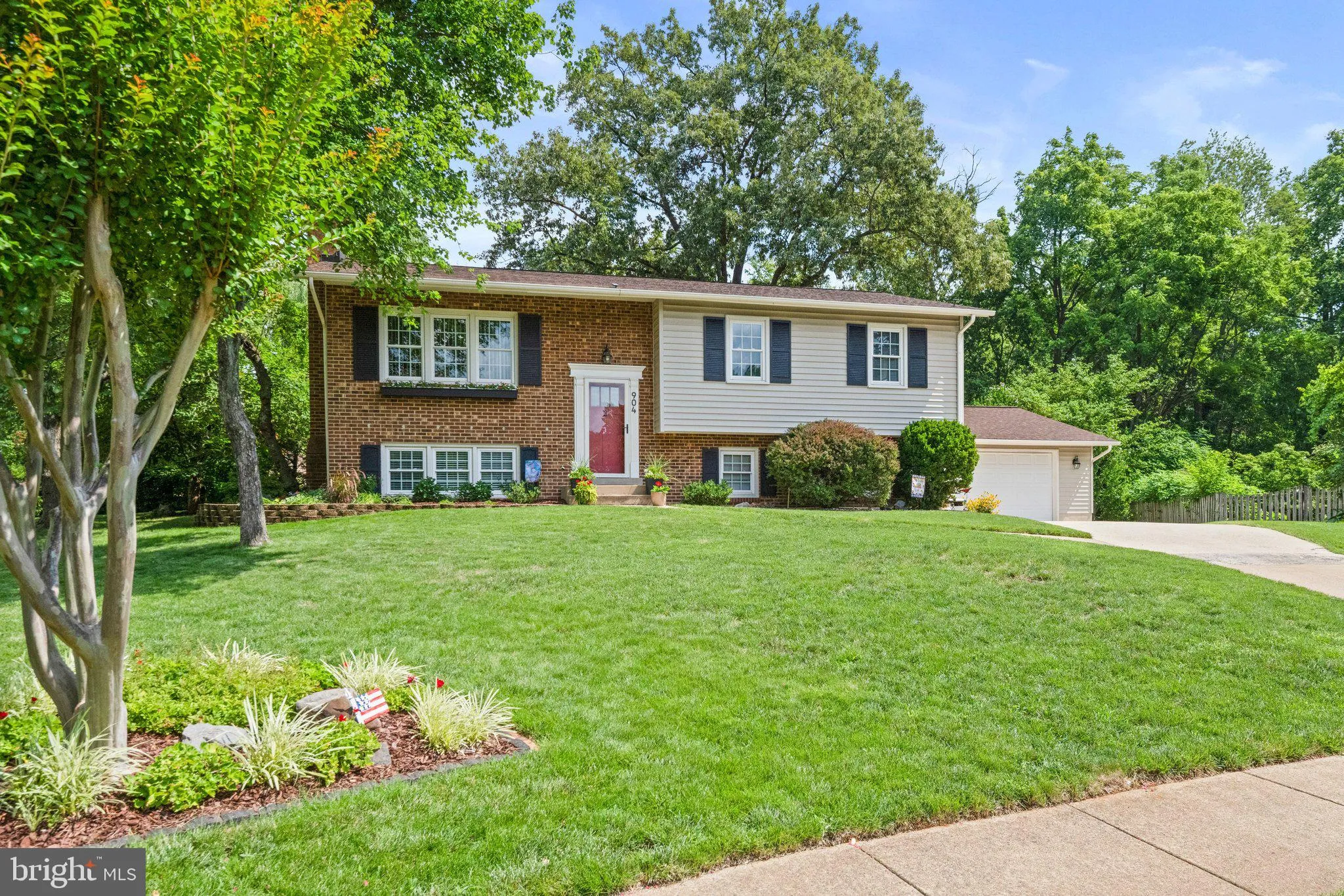 904 DUNBARTON COURT, Herndon, VA 20170