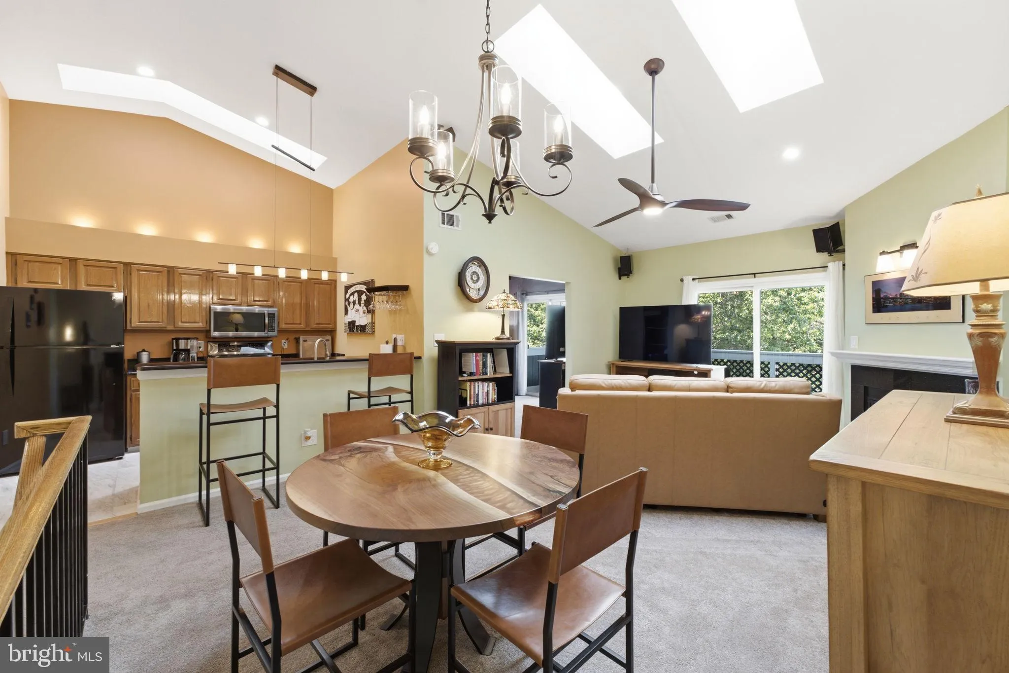12935 GRAYS POINTE ROAD, Fairfax, VA 22033