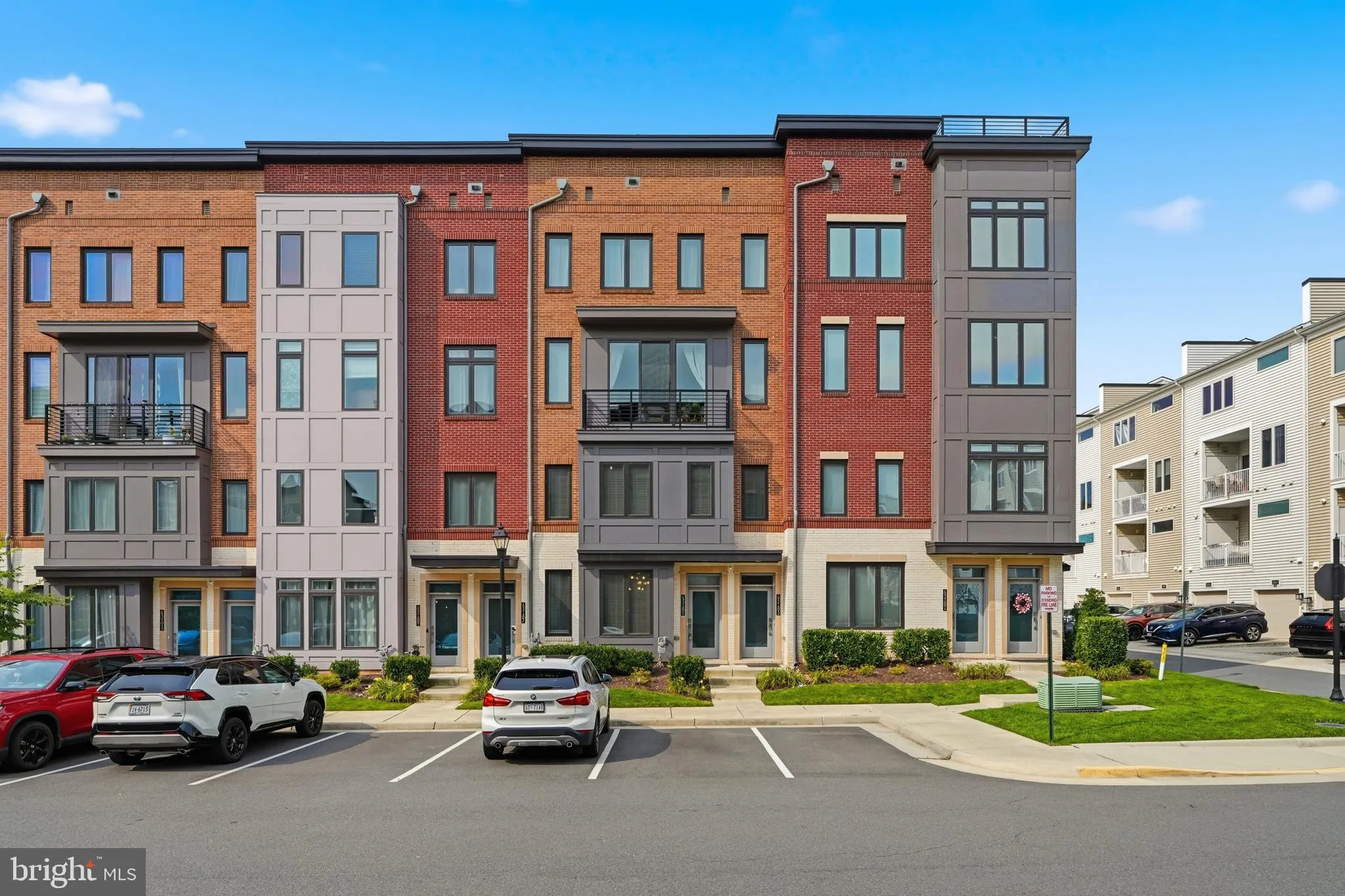 43185 MONGOLD SQUARE, Ashburn, VA 20148