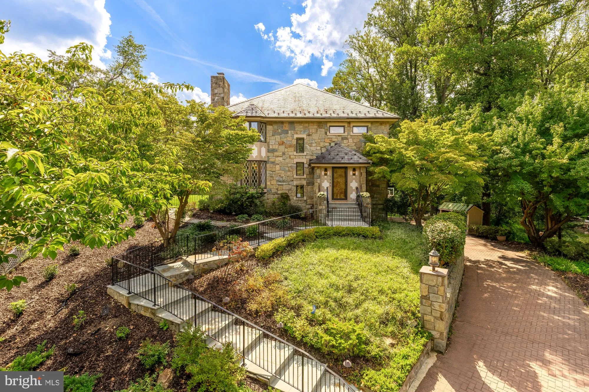 5848 ASPEN WOOD COURT, Mclean, VA 22101