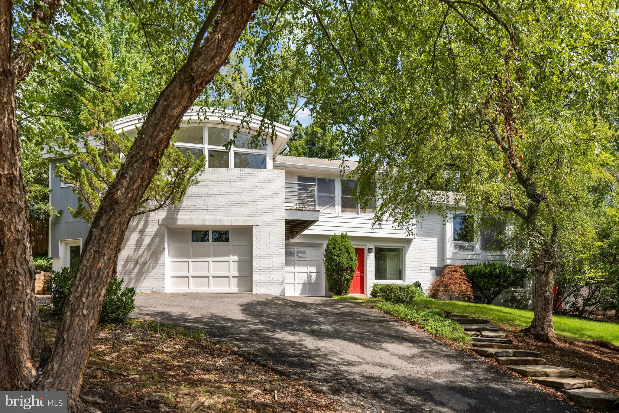 1435 WAGGAMAN CIRCLE, Mclean, VA 22101