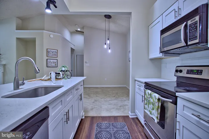 7701 Lafayette Forest Drive, Annandale, VA 22003