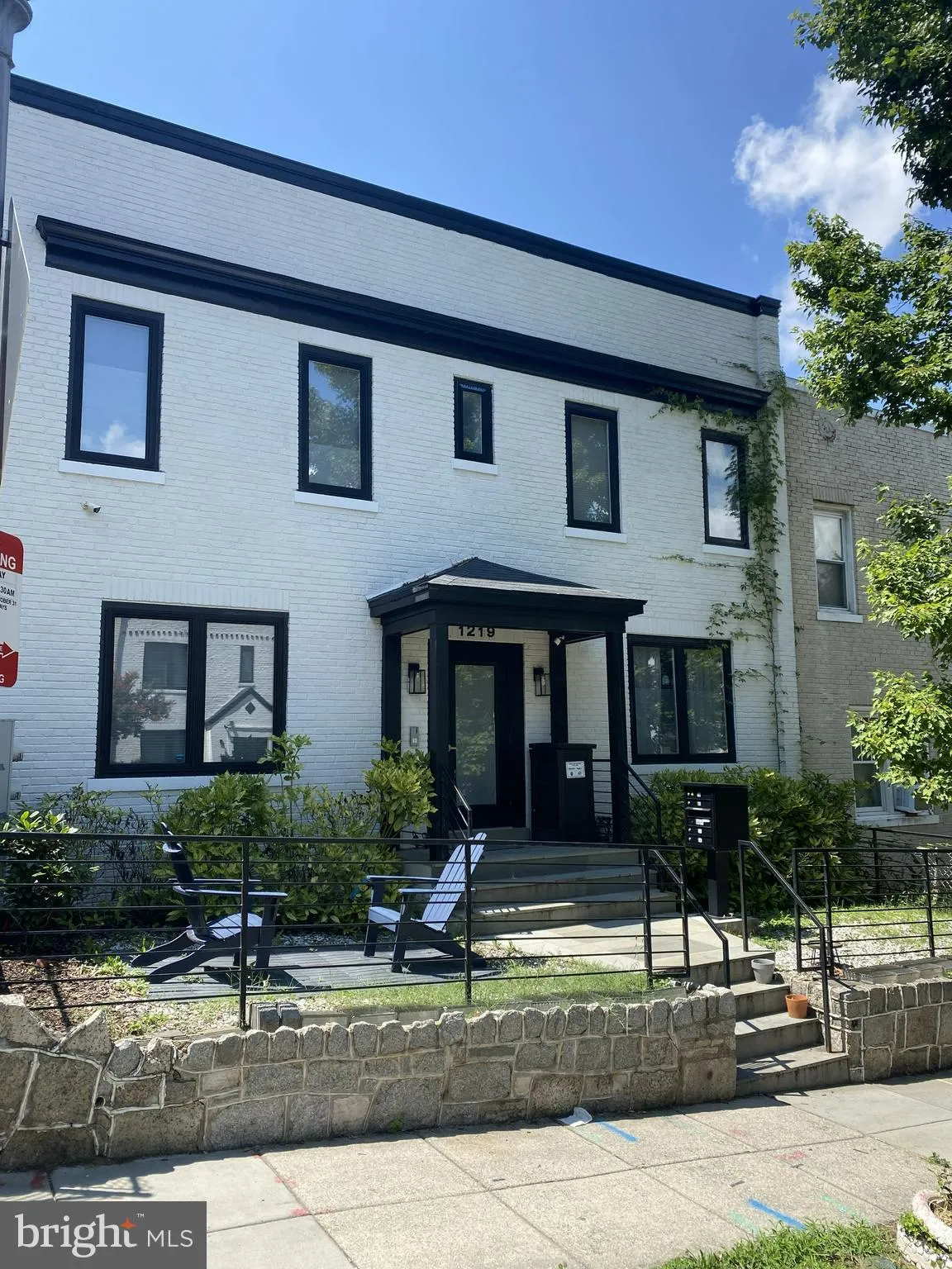 1219 QUEEN STREET, Washington, DC 20002