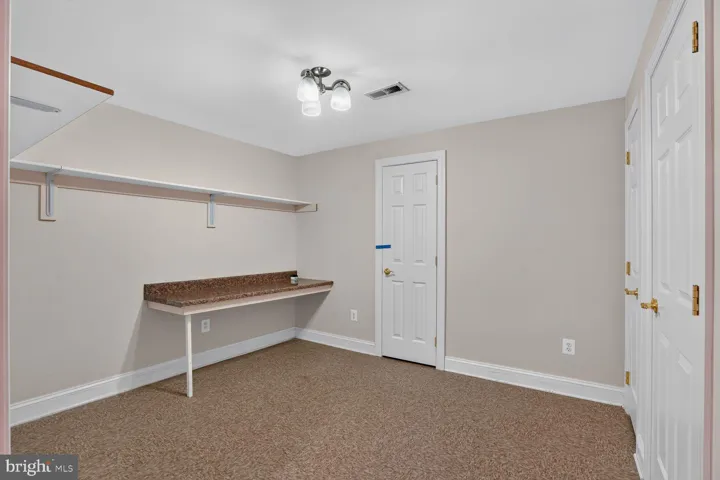 15508 Hagen Way, Haymarket, VA 20169