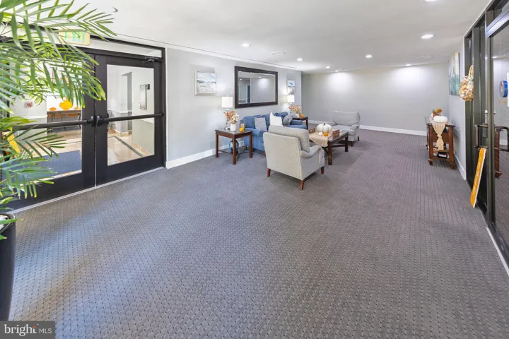 600 Roosevelt Boulevard, Falls Church, VA 22044