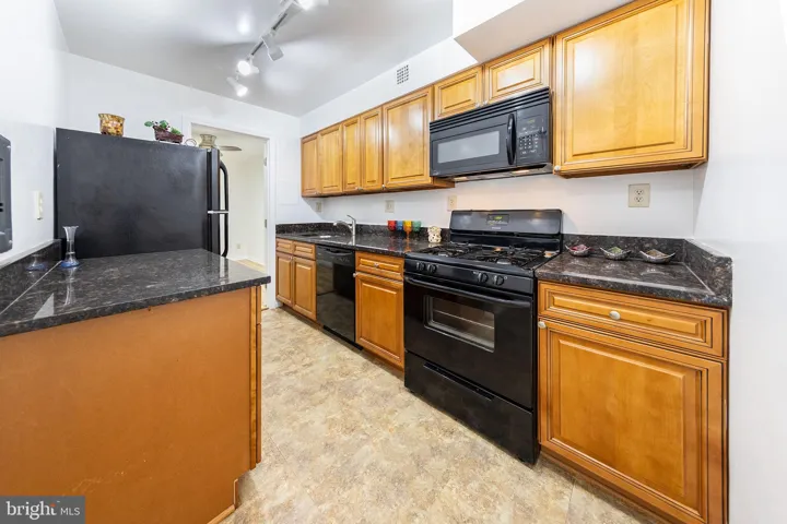 600 Roosevelt Boulevard, Falls Church, VA 22044