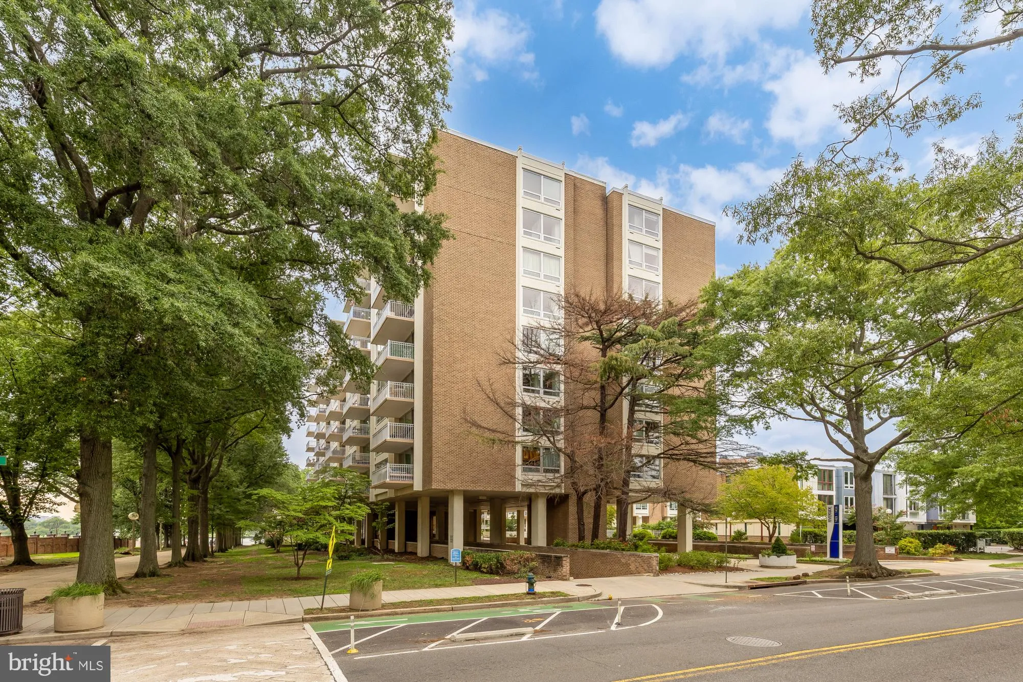 1435 4TH STREET, Washington, DC 20024