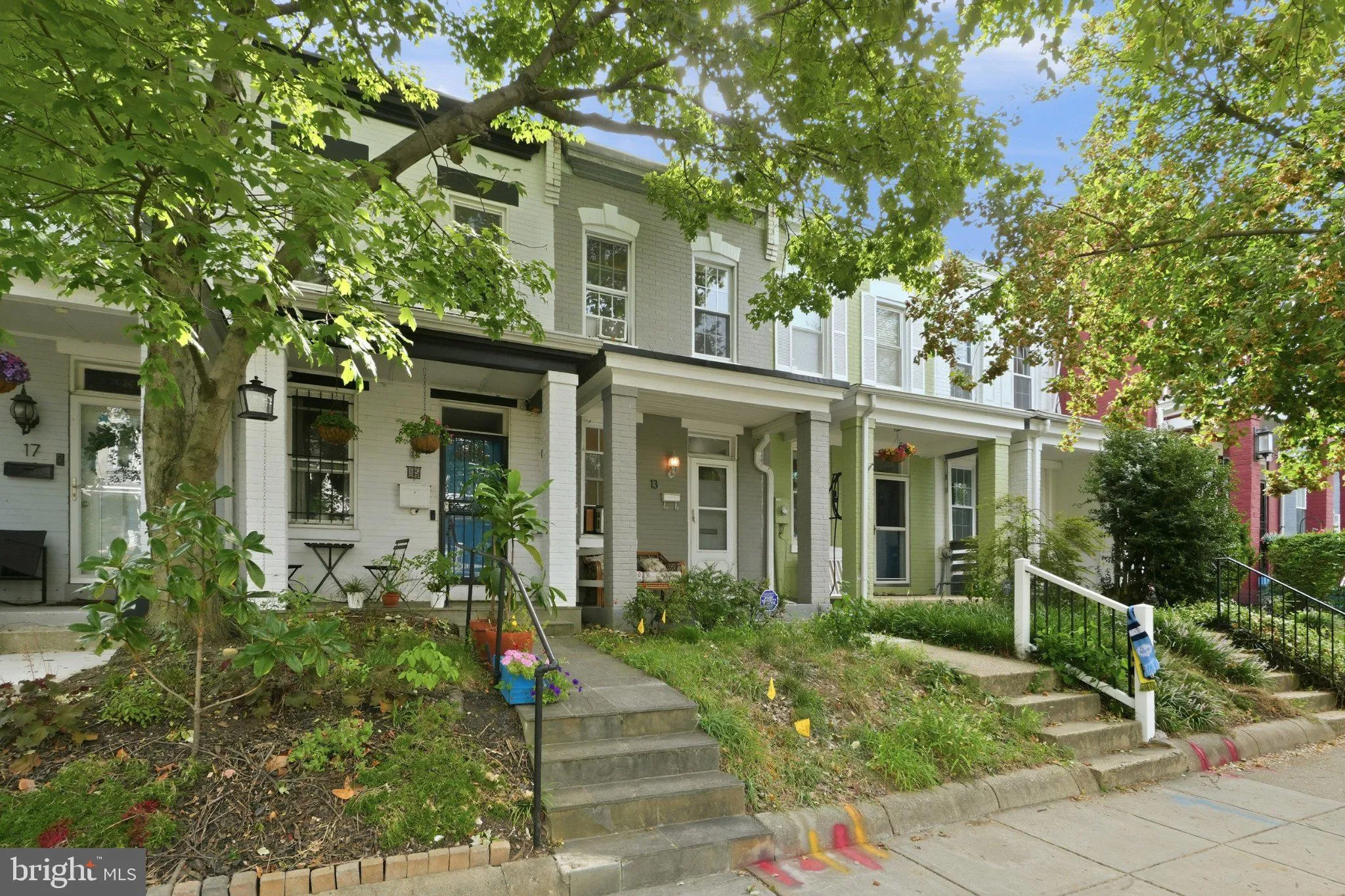 13 16TH STREET, Washington, DC 20002