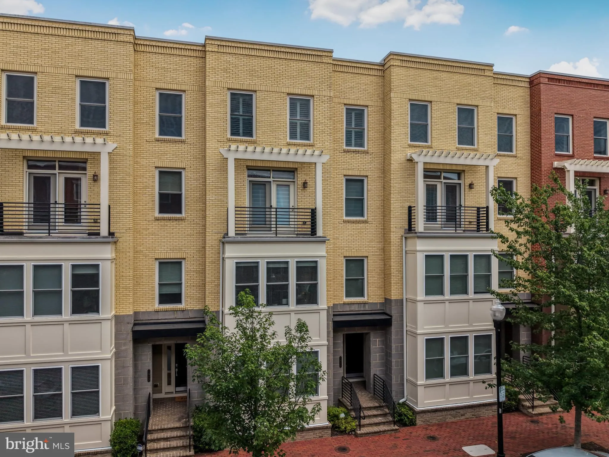 1911 MAIN LINE BOULEVARD, Alexandria, VA 22301