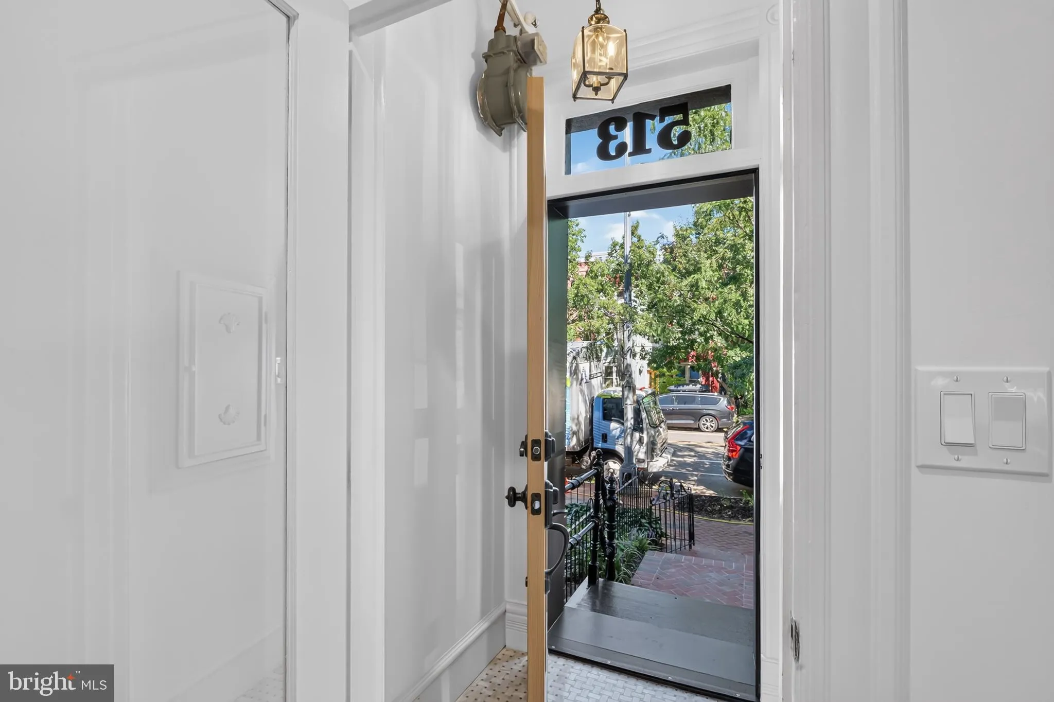 513 F STREET, Washington, DC 20002