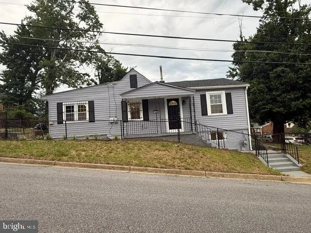 1629 QUARTER AVENUE, Capitol Heights, MD 20743