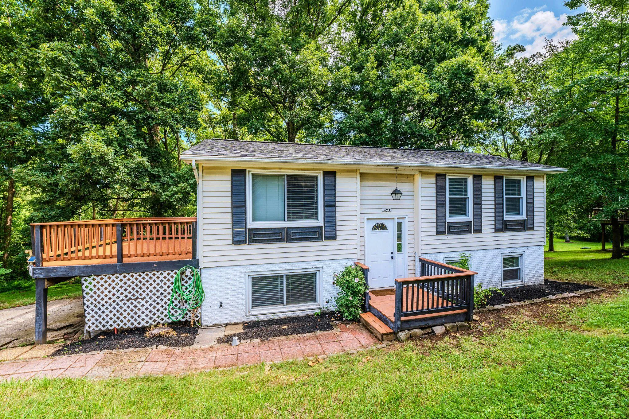 584 ROCKBRIDGE DRIVE, Leesburg, VA 20175