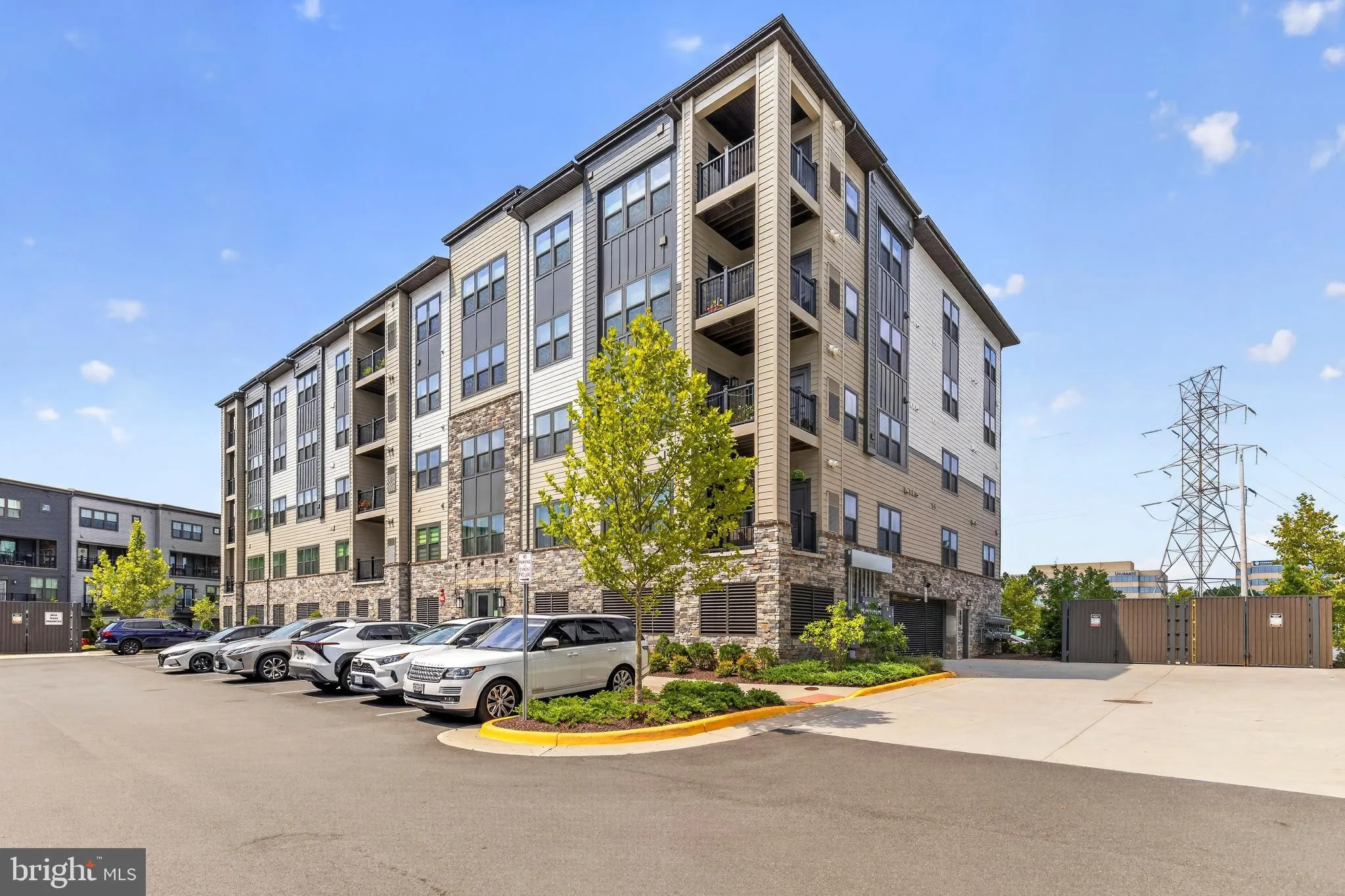 12880 MOSAIC PARK WAY, Herndon, VA 20171