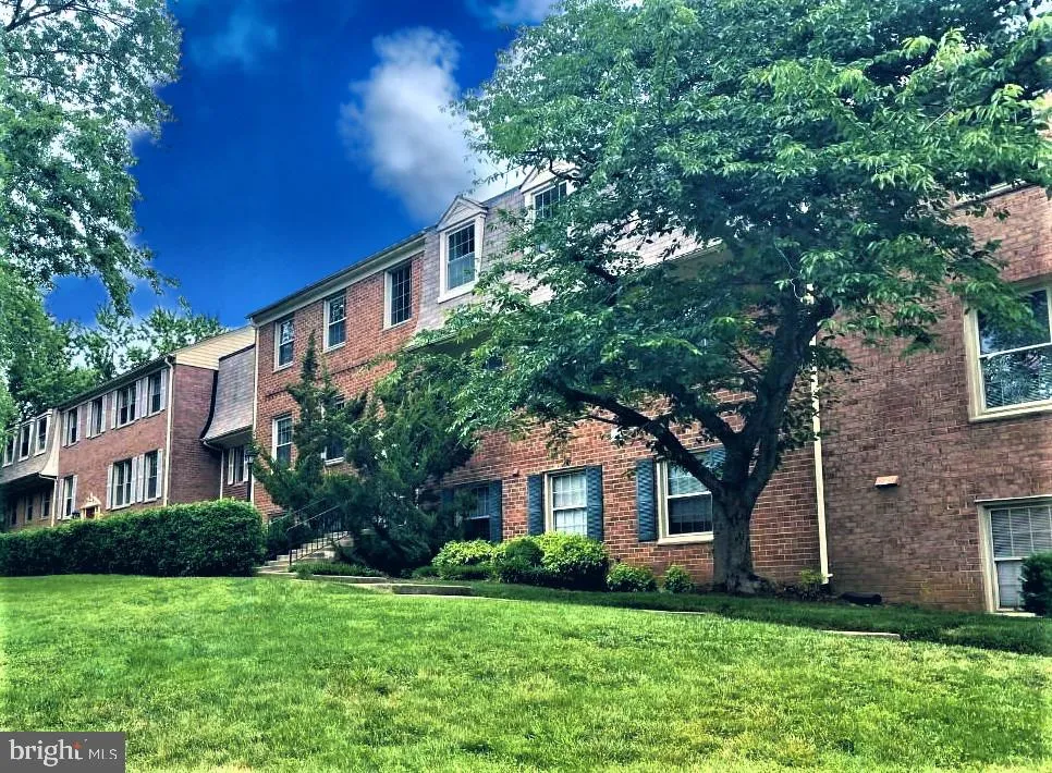 5974 WESTCHESTER PARK DRIVE, College Park, MD 20740