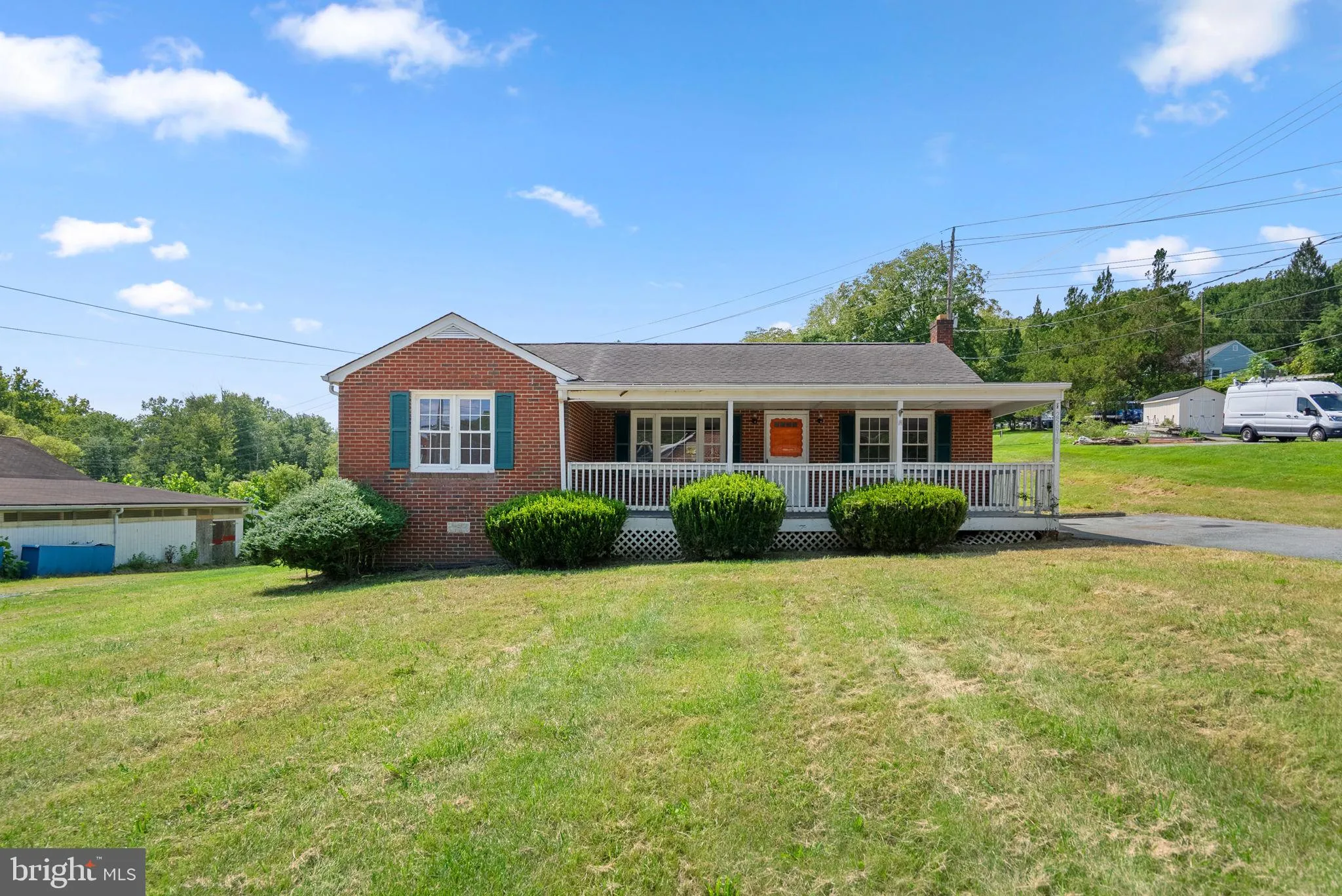 25810 FREDERICK, Clarksburg, MD 20871