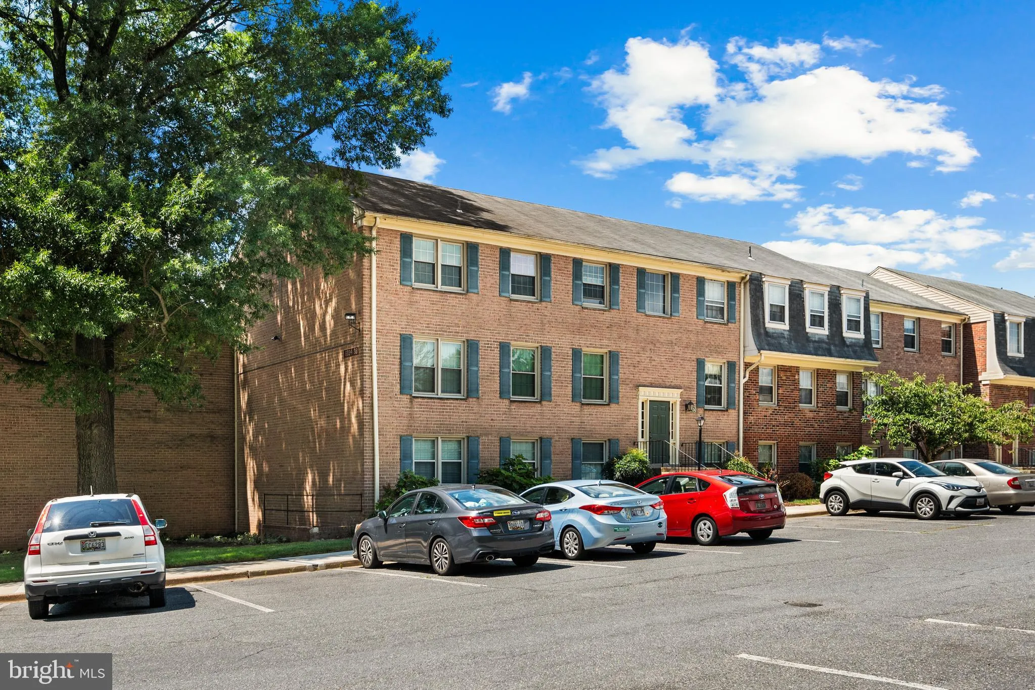 6034 WESTCHESTER PARK DRIVE, College Park, MD 20740