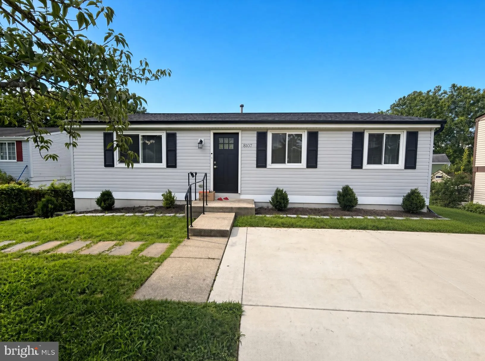 8107 BROWN COURT, Alexandria, VA 22306