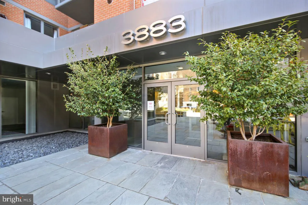 3883 CONNECTICUT AVENUE, Washington, DC 20008
