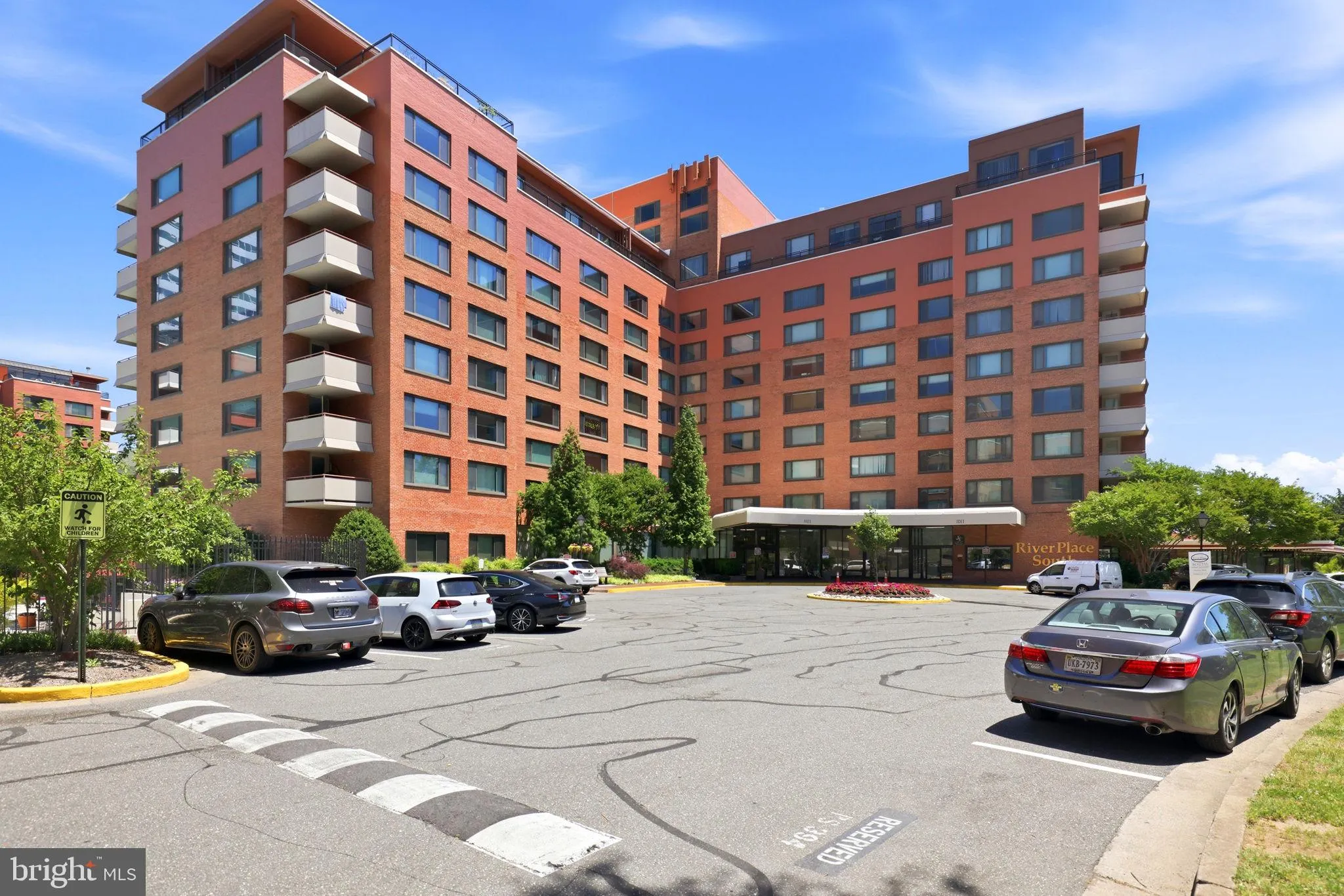 1011 ARLINGTON BOULEVARD, Arlington, VA 22209