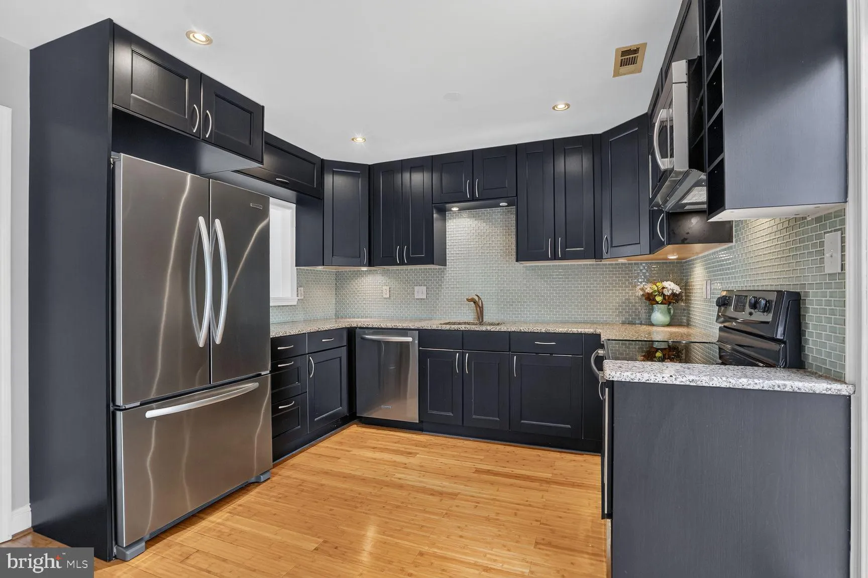4135 WEEPING WILLOW COURT, Chantilly, VA 20151