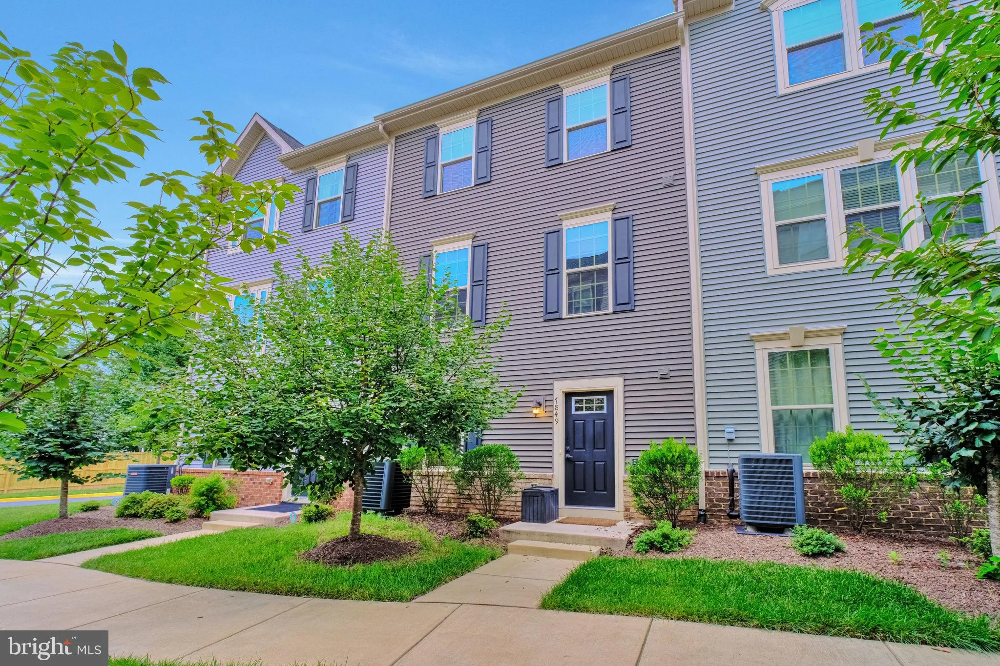 7849 FRANCIS DICKENS LANE, Annandale, VA 22003